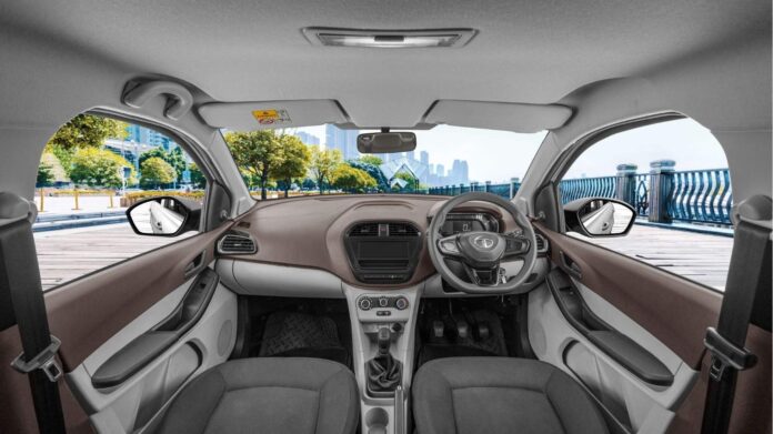 Tata XPRES Tigor Taxi Petrol & CNG लॉन्च: कीमत ₹5.59 लाख से शुरू | 70L Twin Cylinder CNG टैंक